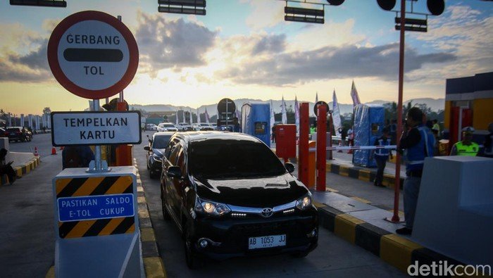 Hati-hati! Highway Hypnosis di Tol Bikin Pemudik 'Blank' dan Alami Microsleep - Alternatif 1