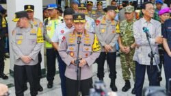 **Kapolri Bersama Gubernur DIY, Pastikan Puncak Arus Mudik di Stasiun Tugu Yogyakarta Aman dan Nyaman**