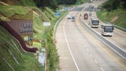 “Tindakan Ini Bikin Kamu Boncos di Tol saat Mudik, Dendanya Nggak Main-main: Ketahui Aturan Jalan Tol”