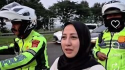 Polisi Naik Moge Antar Istri yang Ketinggalan di Rest Area saat Mudik Viral!