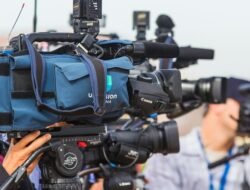 Wawancara Bertahan Hidup: 2 Jurnalis TV Rusia Terluka saat Meliput Konflik Lebanon-Israel