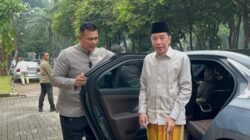 Jokowi dan Kaesang Bersama-sama Salat Id di Masjid Al-Bina GBK pada Lebaran di Jakarta