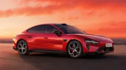 **Mobil Xiaomi SU7 Terbaru, Rilis 8 Jam, Banjir 15 Ribu Pemesanan**