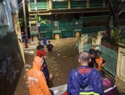 Banjir Mendominasi 9 RW di Ciracas, Jaktim: Penyebab dan Dampak Hari Lebaran