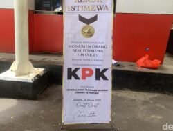 Satire MAKI Kirim Penghargaan ke KPK, Buntut Yaqut Tahanan Rumah