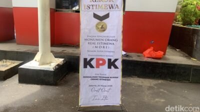 Satire MAKI Kirim Penghargaan ke KPK, Buntut Yaqut Tahanan Rumah