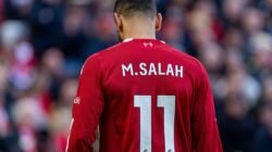 “Mo Salah, Pemain Liverpool yang Tak Ambil Gaji Tahun Terakhirnya: Apa Yang Sebenarnya Terjadi?”
