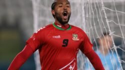 “Mesin Gol Saint Kitts & Nevis: Penerus Legenda Striker di Divisi Kelima Inggris”