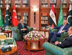 Menlu Saudi-Turki Tiba di Pakistan, Perbincangkan Konflik AS-Iran