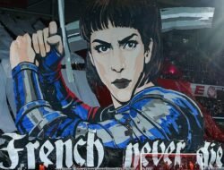 “UEFA Kembali Sanksi Klub Pasang Tifo Orang Suci, Kali Ini Lille”
